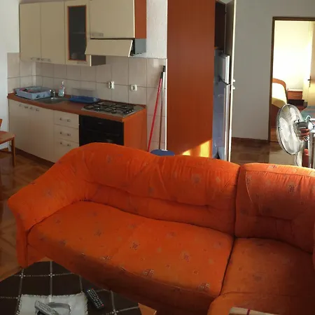 With A Parking Space - 14213 Apartmán *