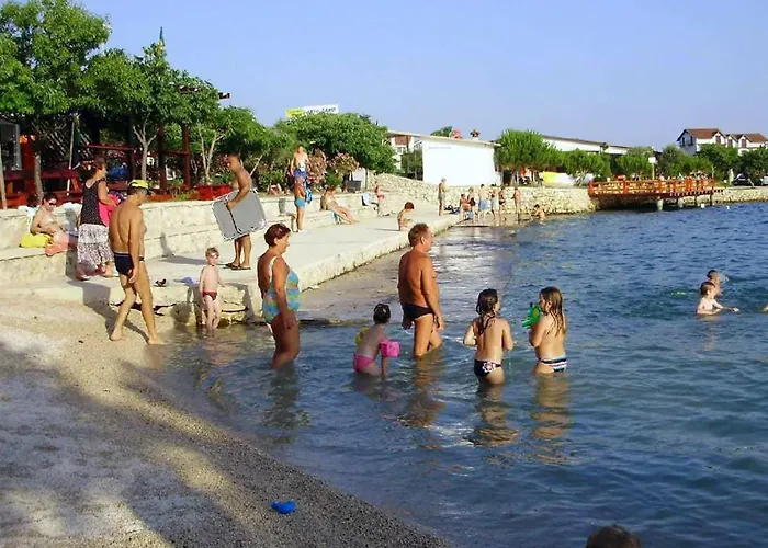 With A Parking Space - 14213 *